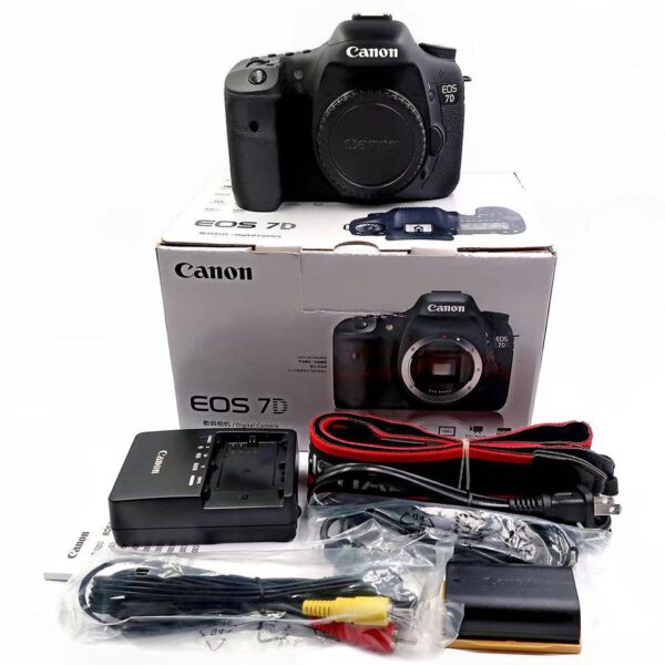 Canon EOS 7D Digital SLR Camera(body only) - Image 2